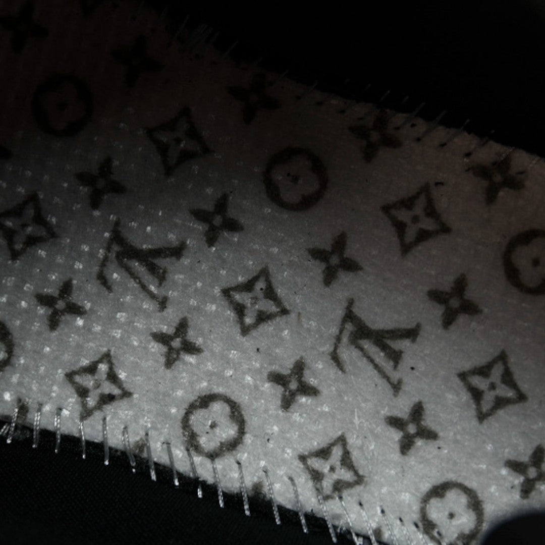 Louis Vuittоп Trainer 2 'Black White Blue'