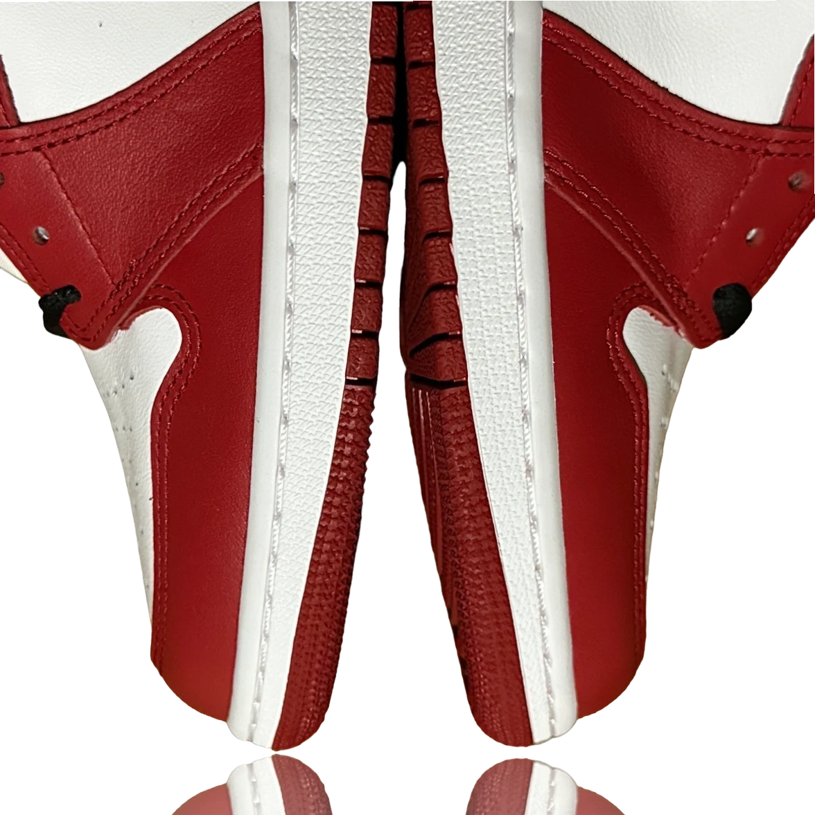 AJ1 Retro High 'Chicago'