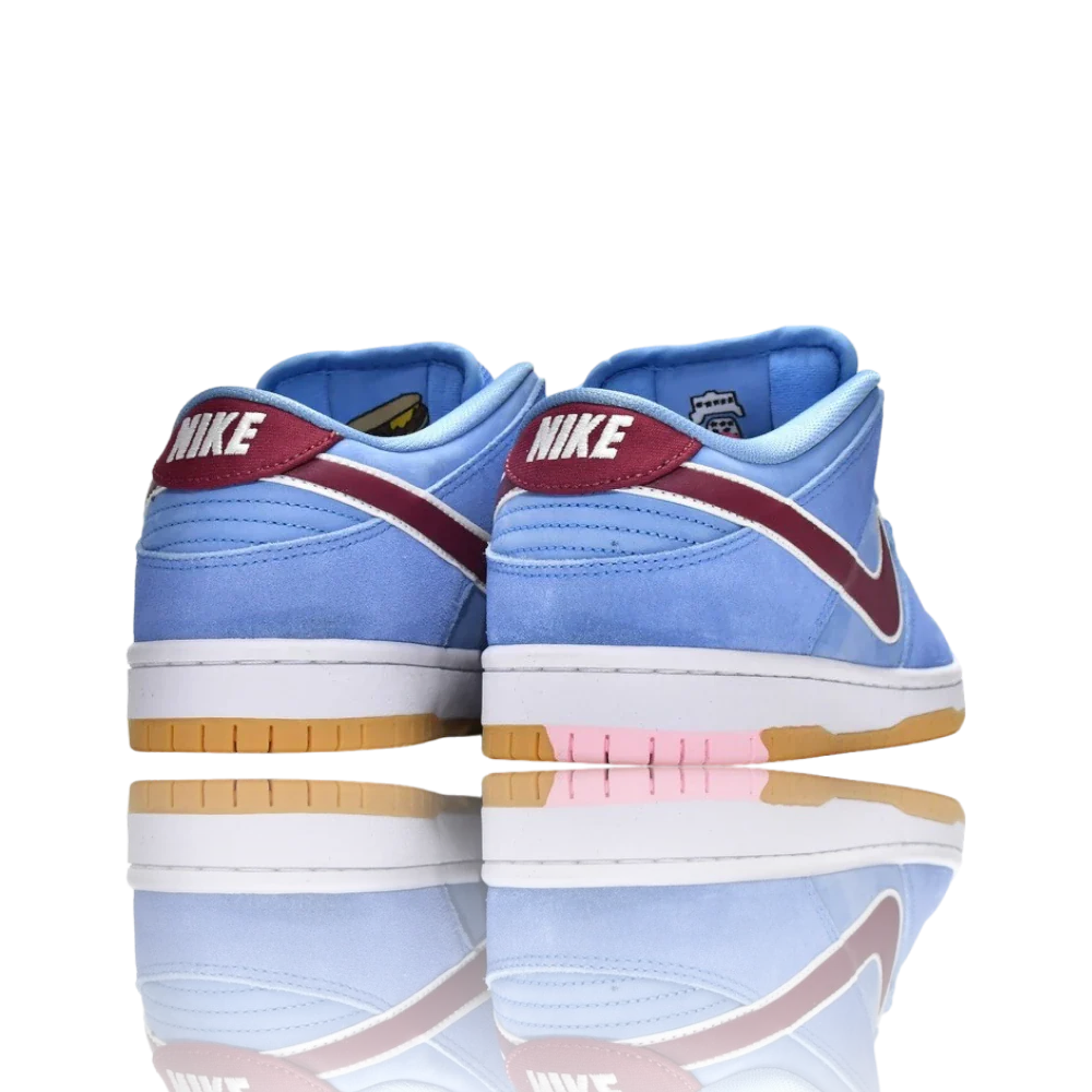 SB Dnk Low 'Philadelphia Phillies'