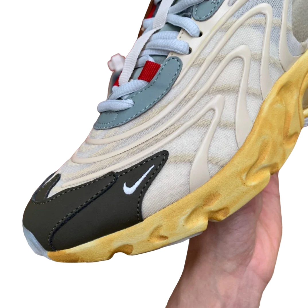Travis Scott x AM 270