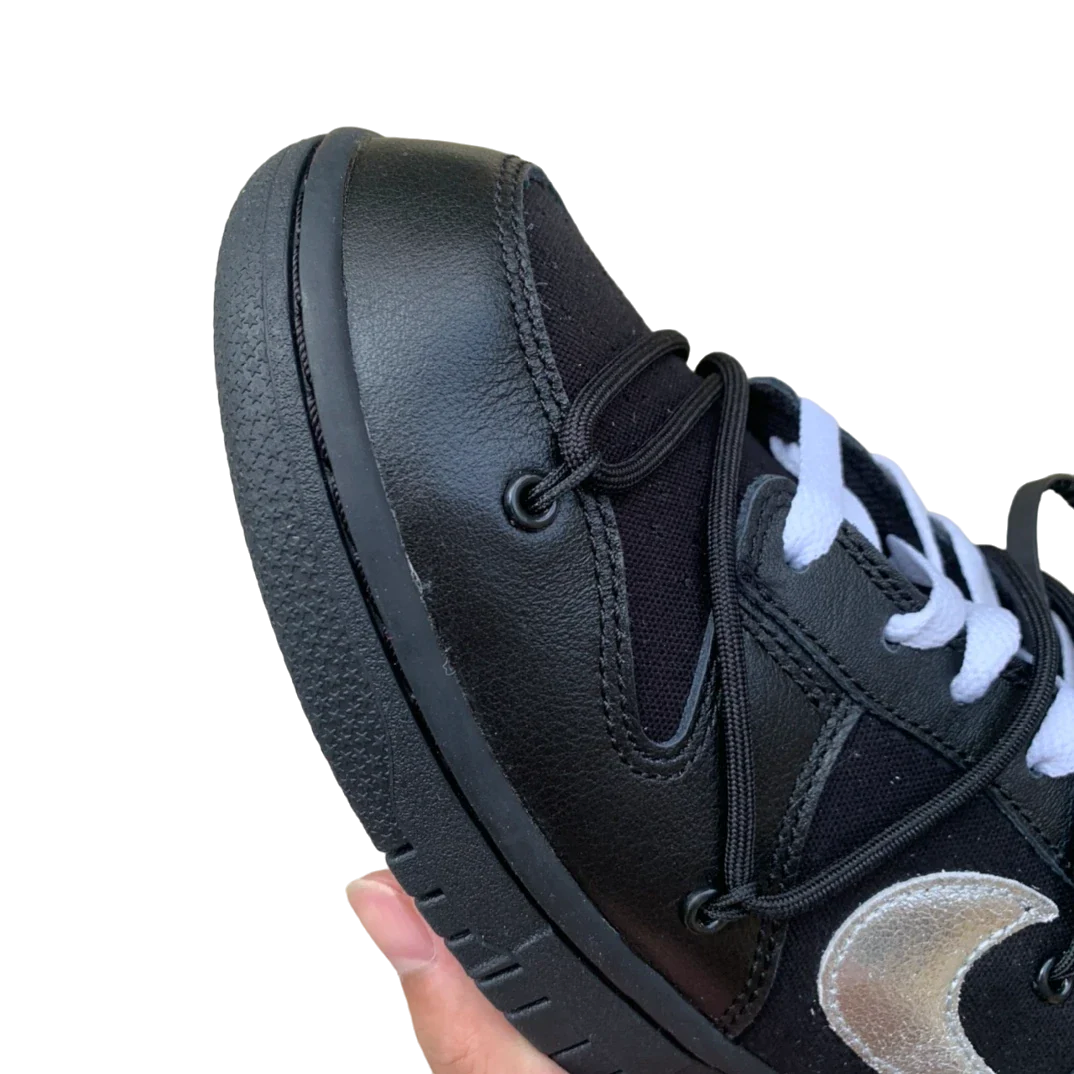 Off-White x SB Dnk Low 'Lot 50'