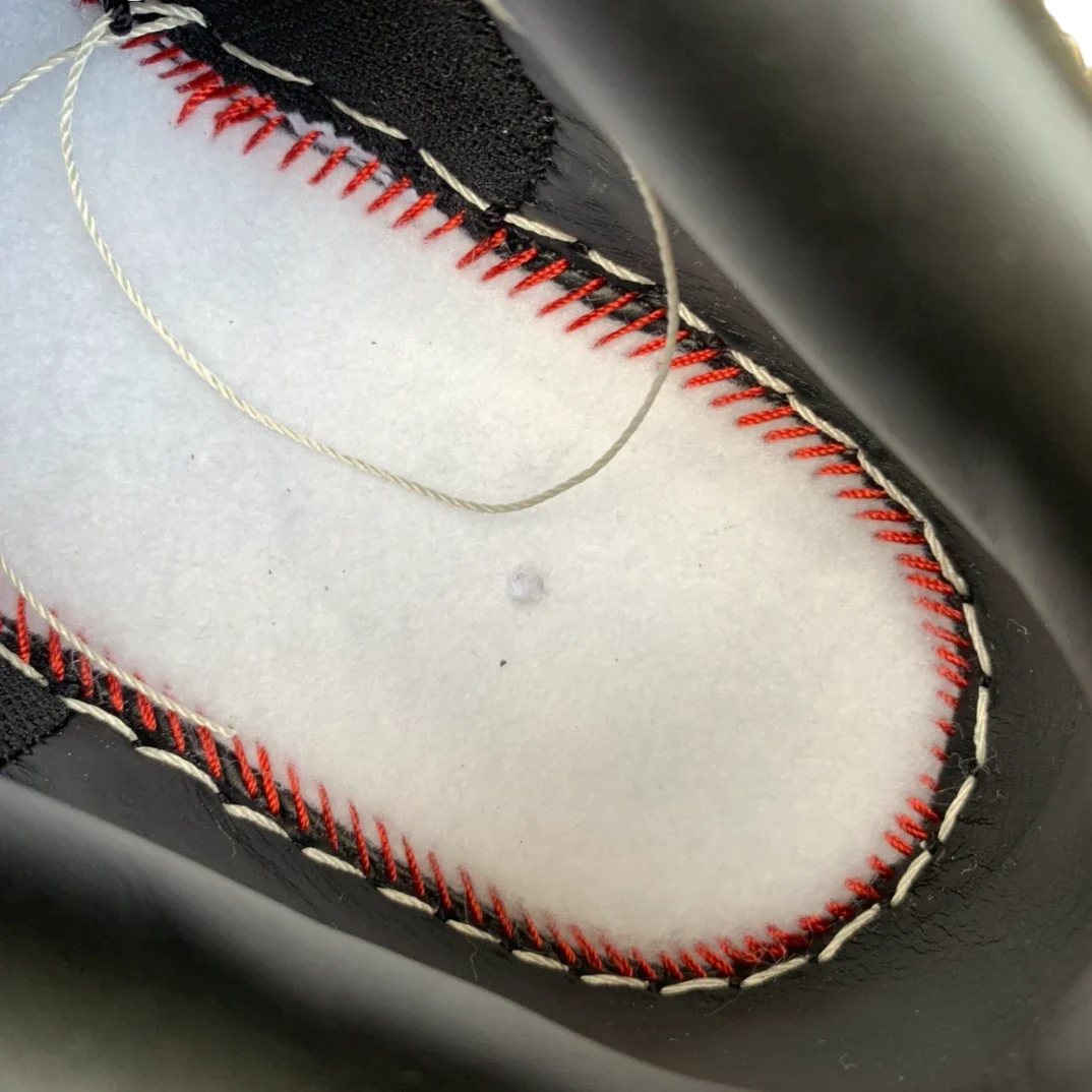 Off-White x SB Dnk Low 'Lot 50'