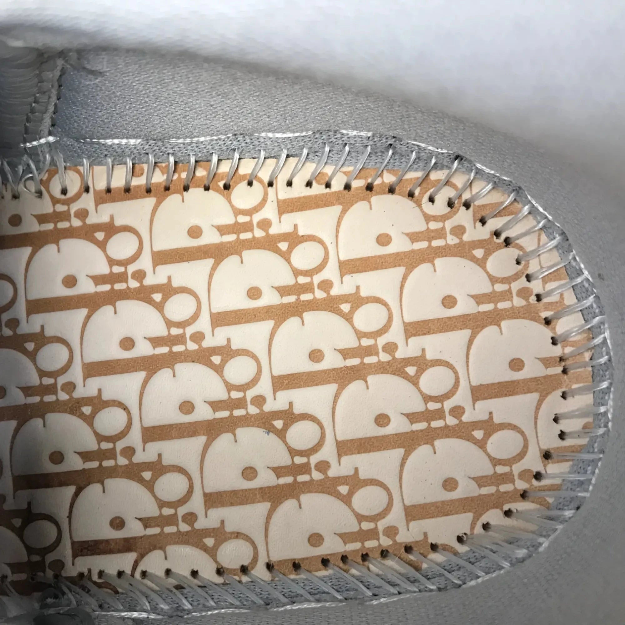 Dlor x AJ1 Low OG (Special Box)