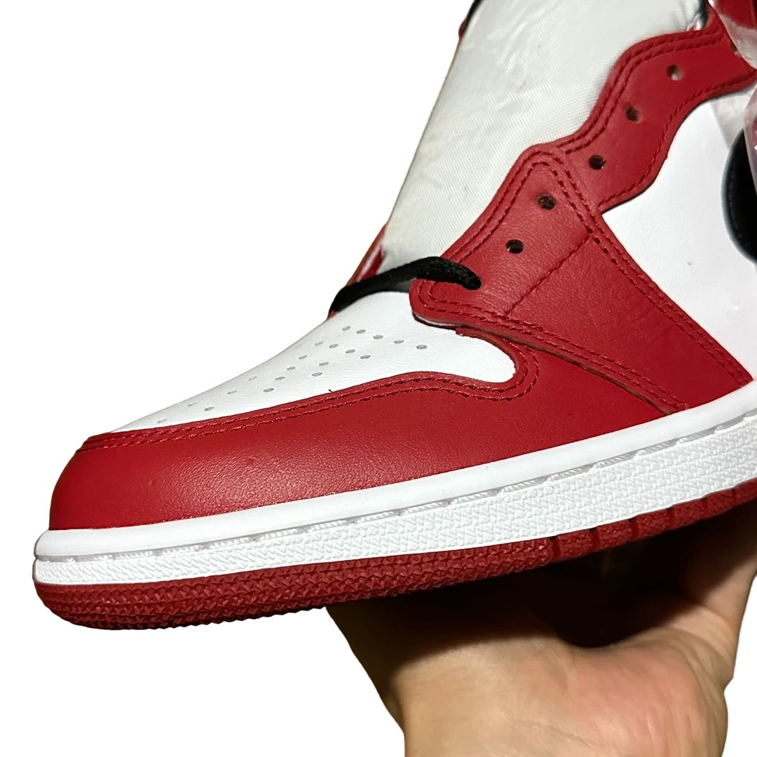 AJ1 Retro High 'Chicago'