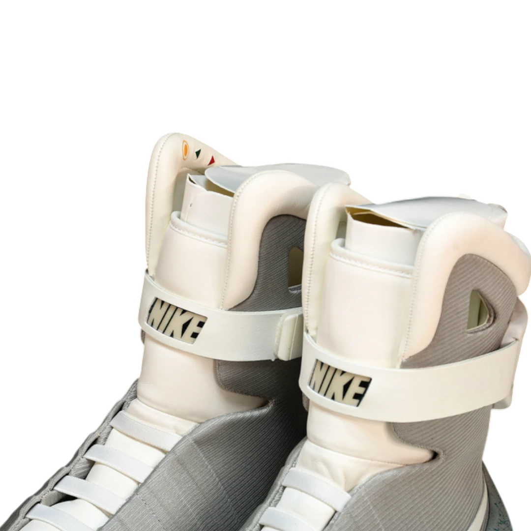 Air MAG Back To The Future (Auto-Lacing) 2016