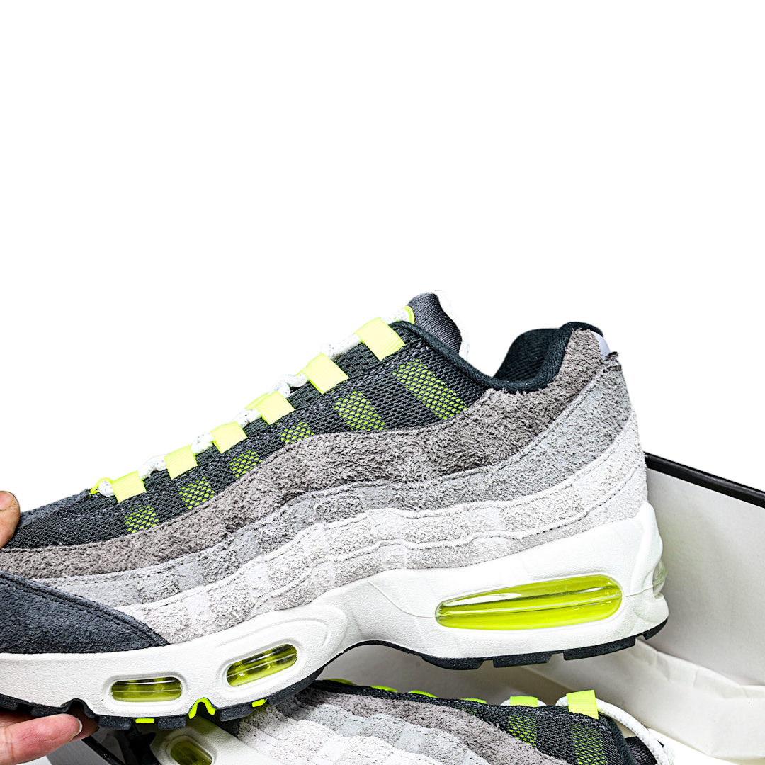AM95 OG 'Reverse Gradient Neon'
