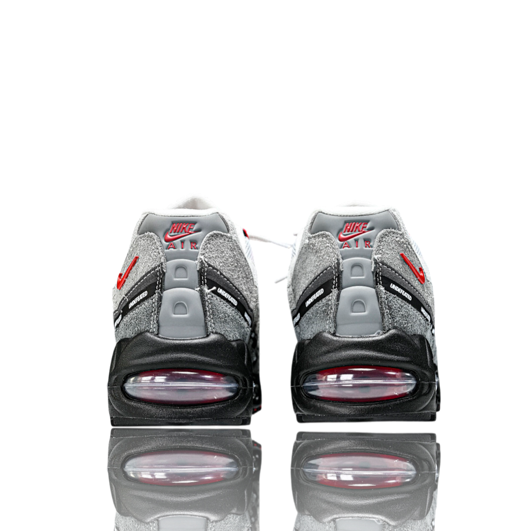 AM95 SP x Undefeated Geo 'Tokyo Bright Crimson'