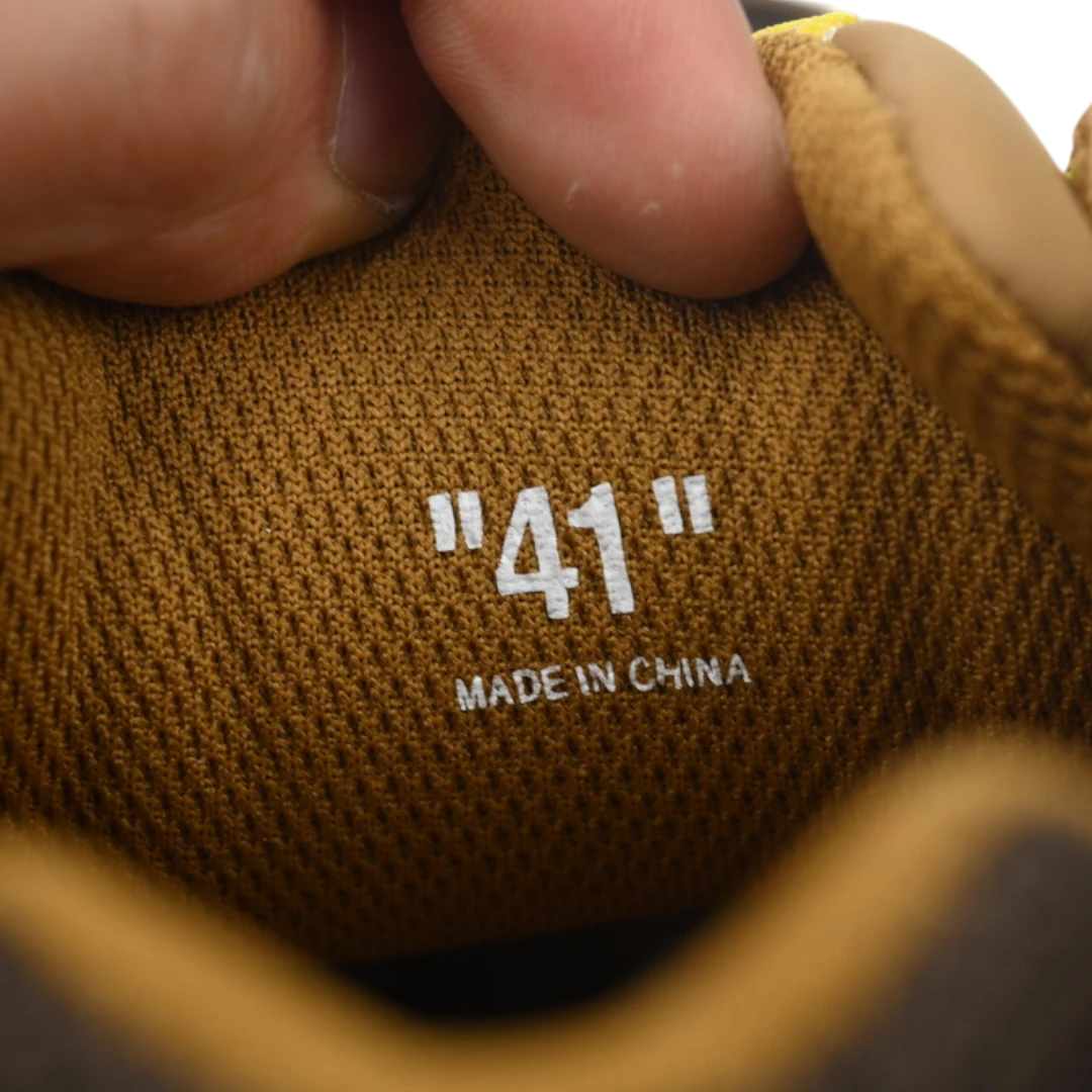 Off-White Be Right back 'Yellow Brown'