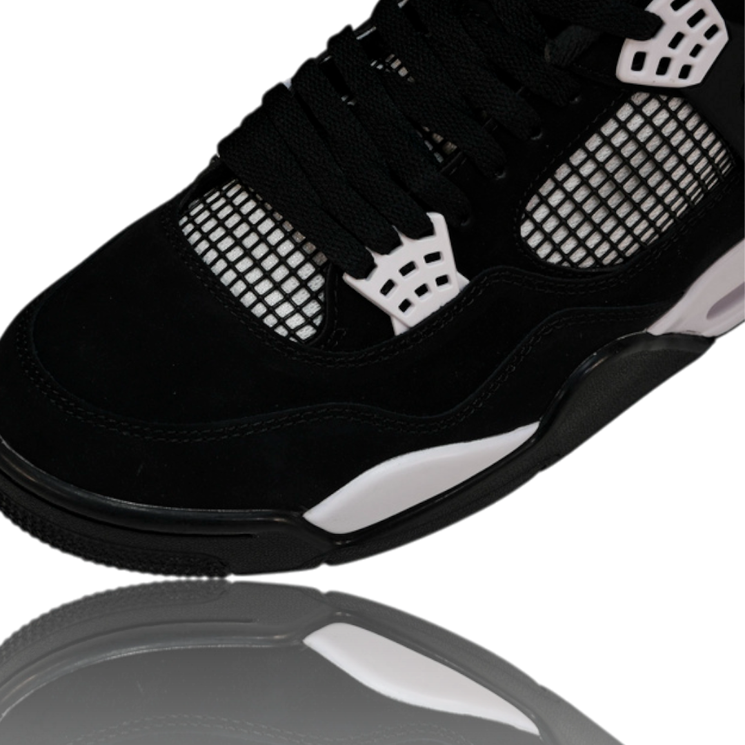 AJ4 Retro 'White Thunder'