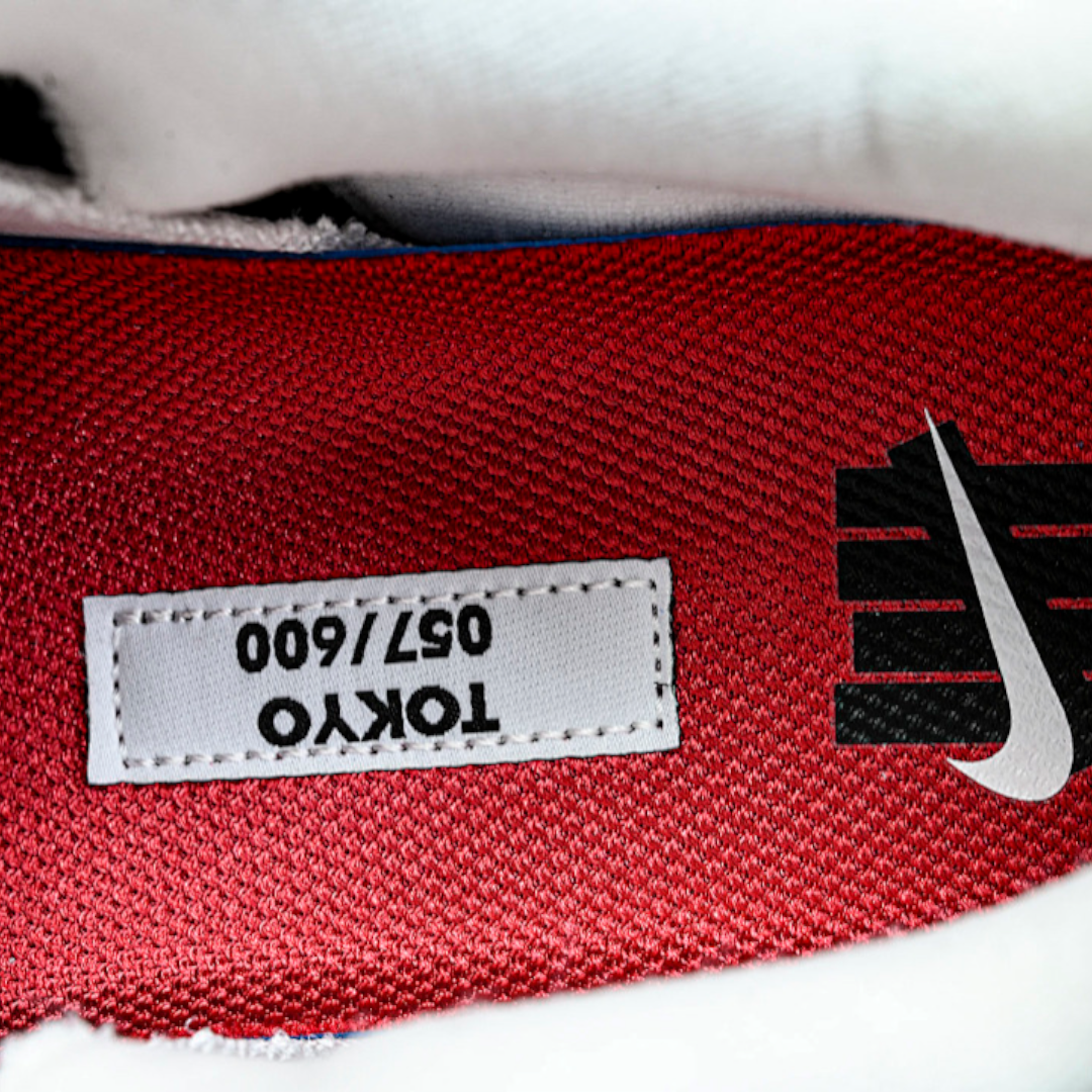 AM95 SP x Undefeated Geo 'Tokyo Bright Crimson'