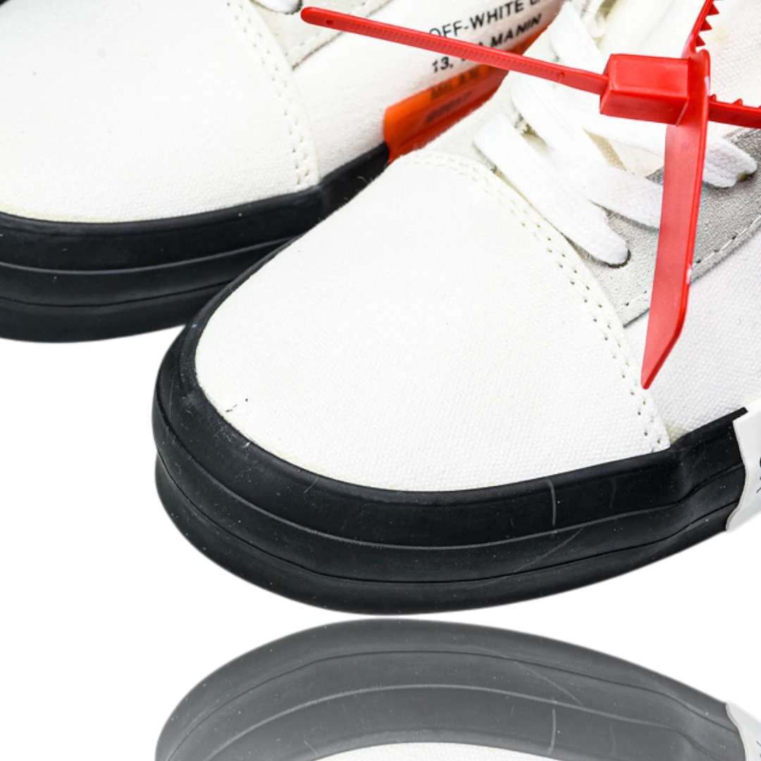 Off-White Vulc Low 'White' (‘C 2018)  Old Stripes