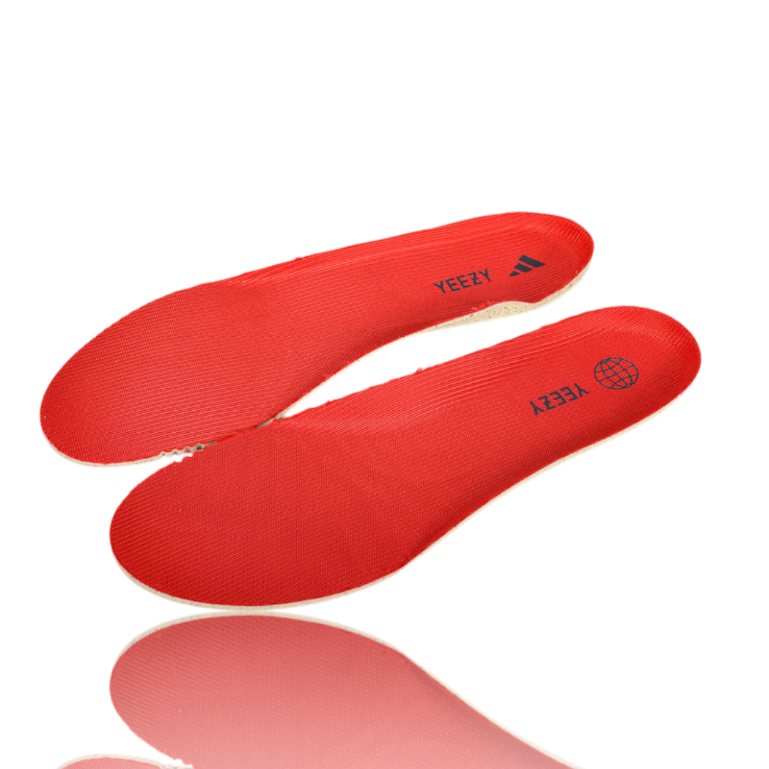 Yzy Boost 700 'Hi-Res Red'
