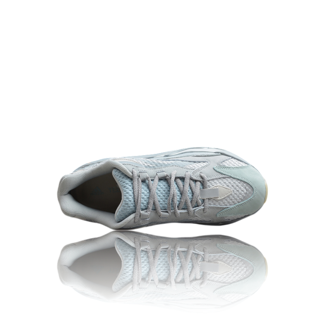 Yzy 700 V2 'Inertia'