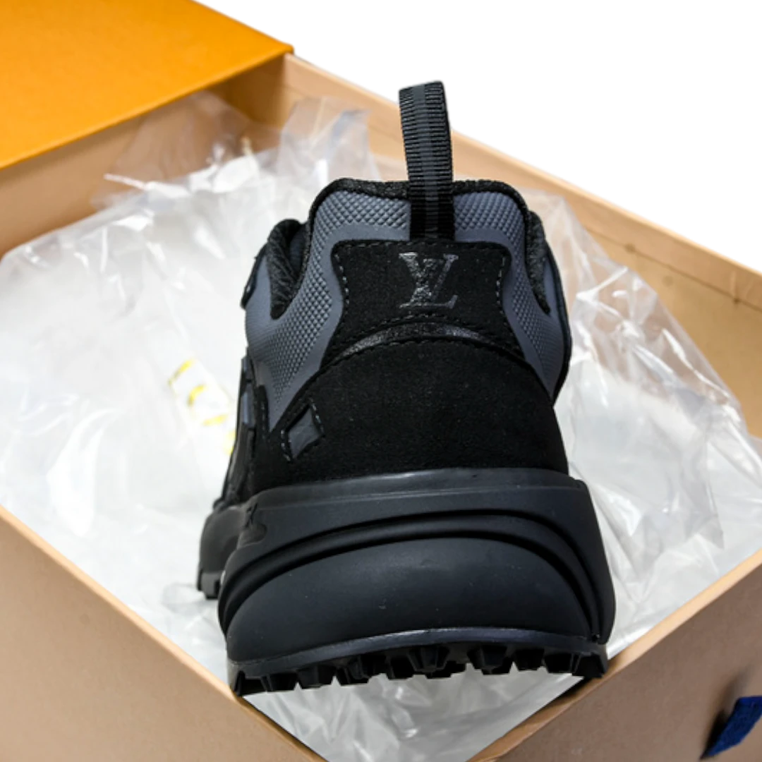 Louis Vuittоп Runner Tatic 'Black'