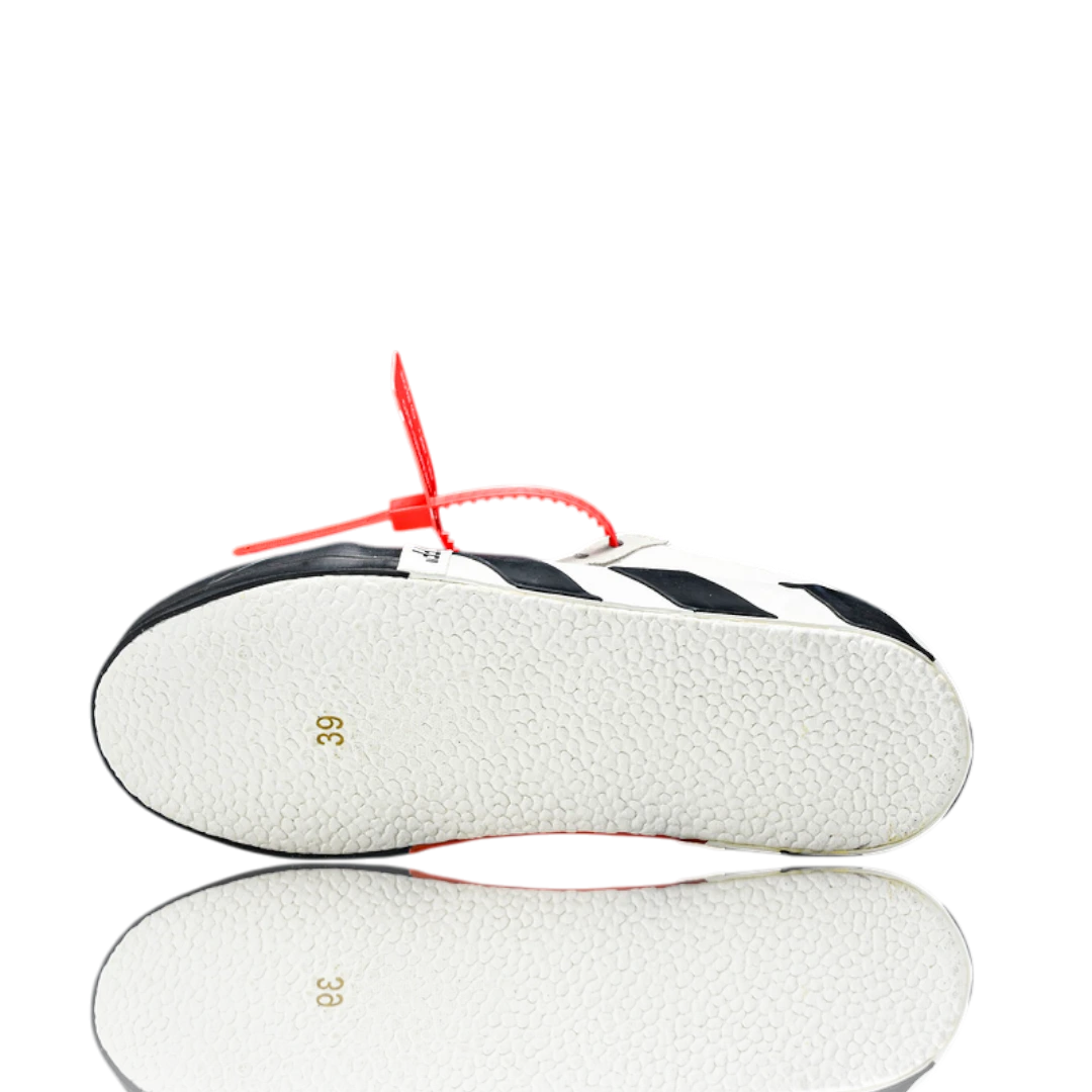 Off-White Vulc Low 'White' (‘C 2018)  Old Stripes