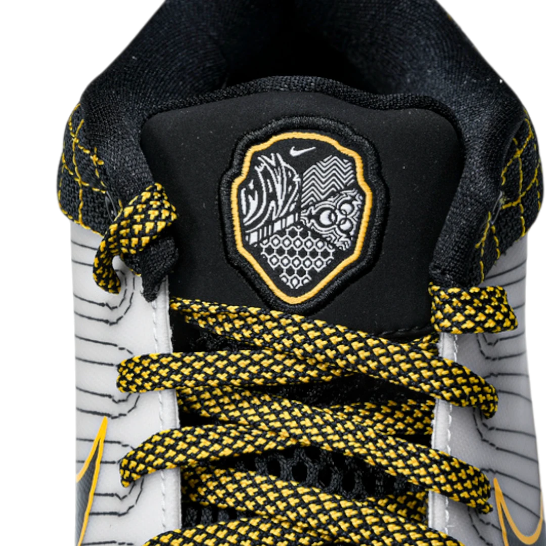 Kobe 4 Protro 'White Black Del Sol'