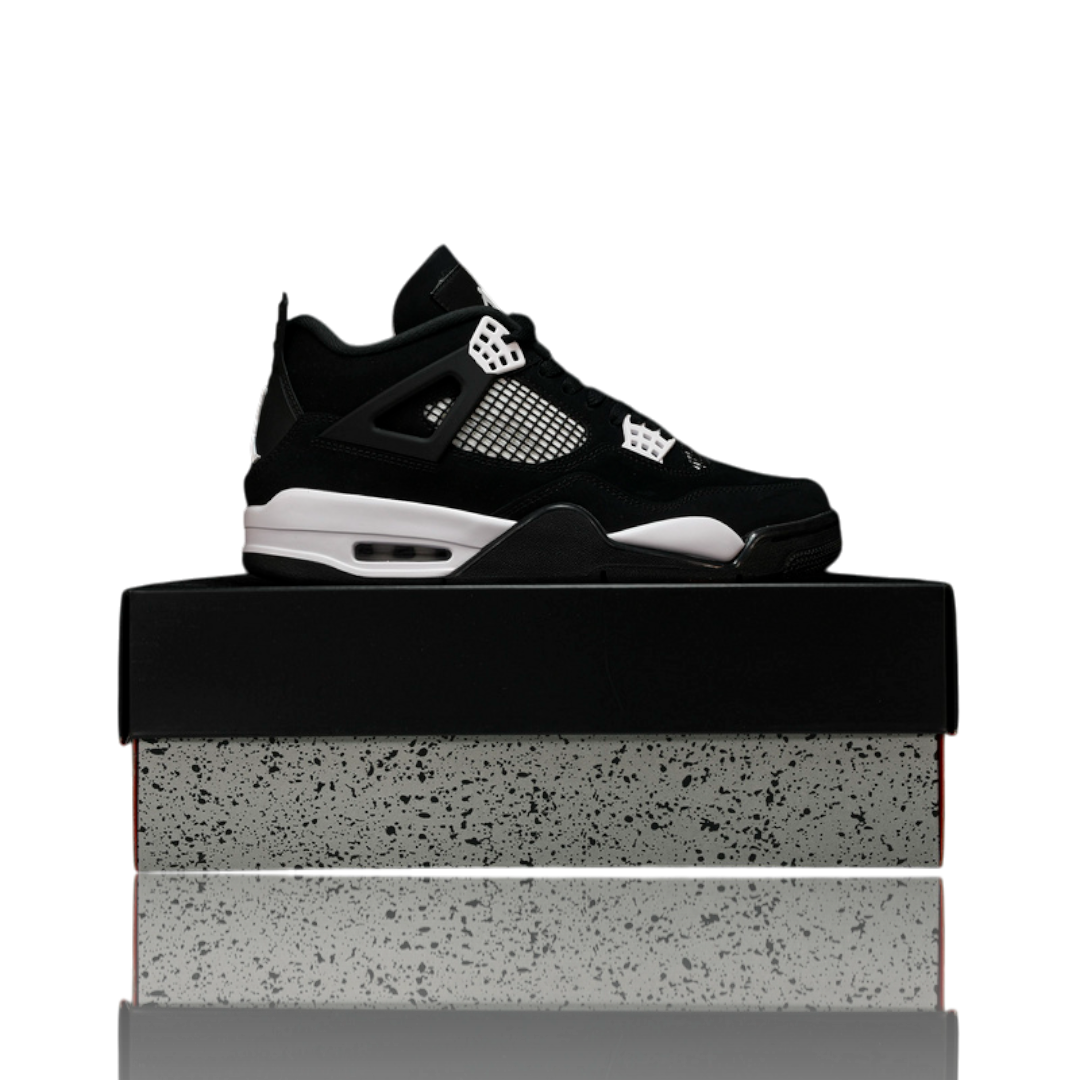 AJ4 Retro 'White Thunder'