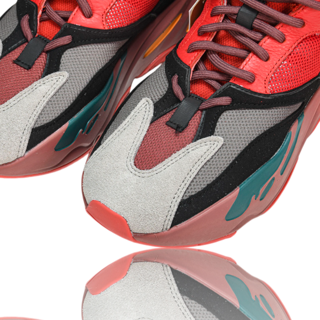 Yzy Boost 700 'Hi-Res Red'