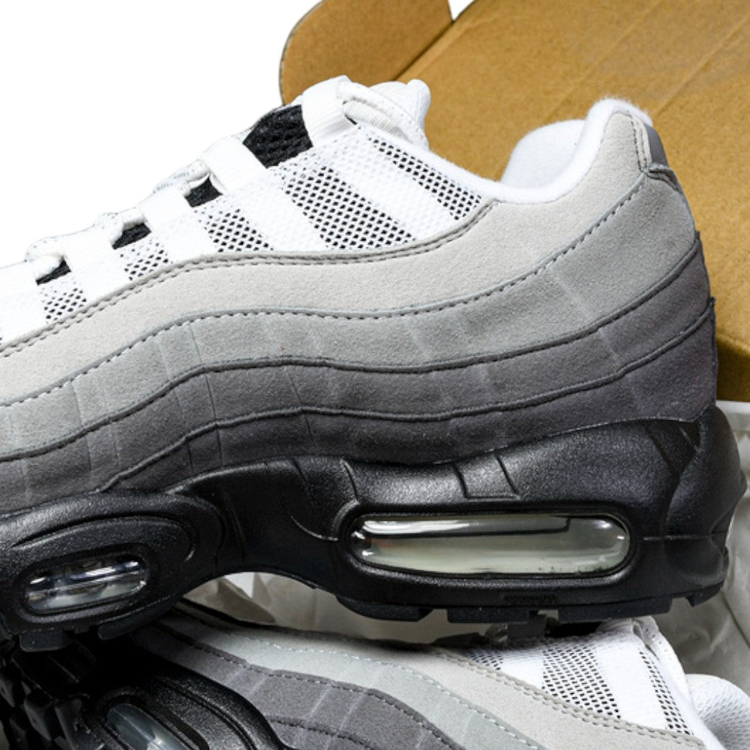 AM95 OG 'Black Anthracite'