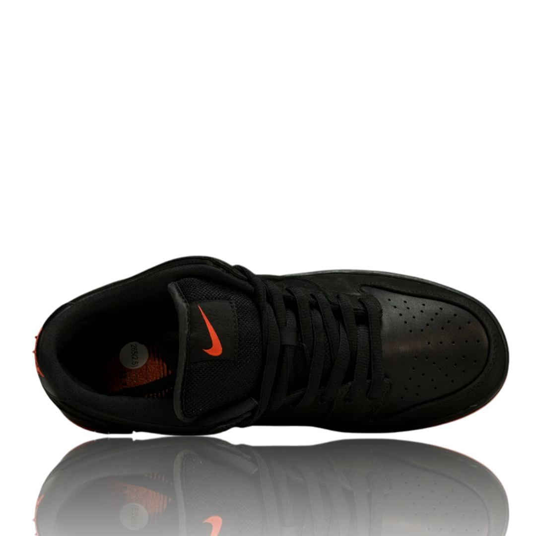 Jeff Staple x SB Dnk Low 'Black Pigeon'